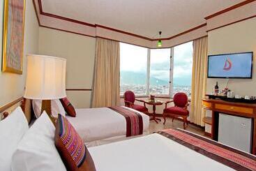 Duangtawan Hotel Chiang Mai  Sha Extra Plus