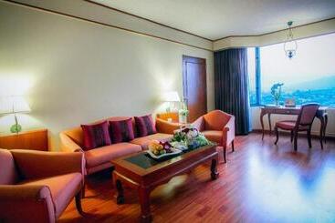 Duangtawan Hotel Chiang Mai  Sha Extra Plus