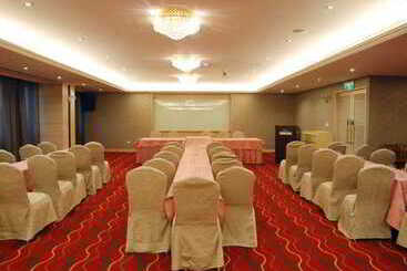 The Carlton Hotel Hsinchu
