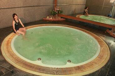 Charoen Thani Hotel, Khon Kaen