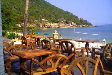 هتل Crystal Bay Yacht Club Beach Resort