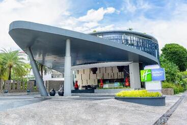 酒店 Holiday Inn Resort Phuket Karon Beach, An Ihg