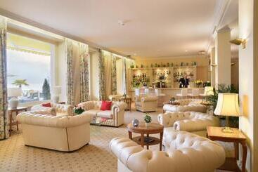 Golf Hotel René Capt
