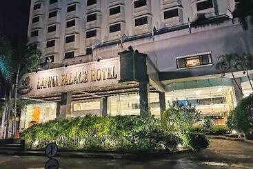 هتل Lanna Palace 2004