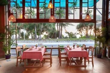 هتل Phuket Island View Resort   Sha Extra Plus