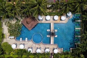 هتل Phuket Island View Resort   Sha Extra Plus