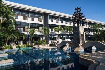 هتل Phuket Island View Resort   Sha Extra Plus