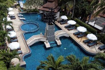 هتل Phuket Island View Resort   Sha Extra Plus