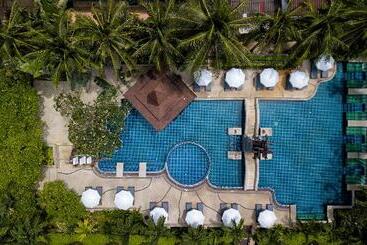 هتل Phuket Island View Resort   Sha Extra Plus