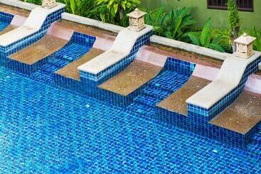 هتل Phuket Island View Resort   Sha Extra Plus