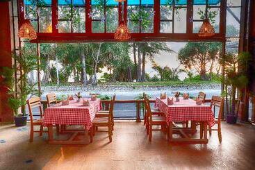 هتل Phuket Island View Resort   Sha Extra Plus