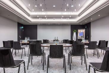 هتل Radisson Blu , Basel