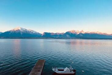 هتل Restaurant Bellevue Au Lac