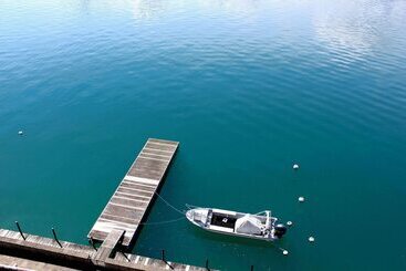 هتل Restaurant Bellevue Au Lac