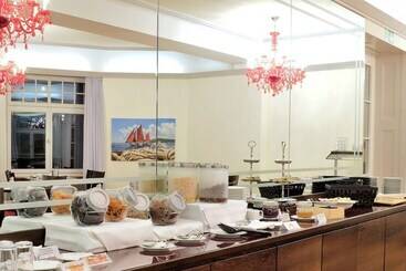 هتل Restaurant Bellevue Au Lac