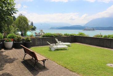 Hotel Restaurant Bellevue Au Lac
