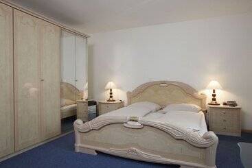 Spalenbrunnen Hotel & Restaurant Basel City Center