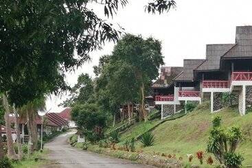 Jansom Beach Resort