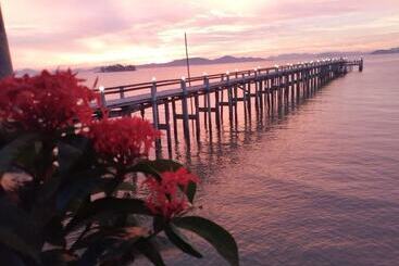 Jansom Beach Resort