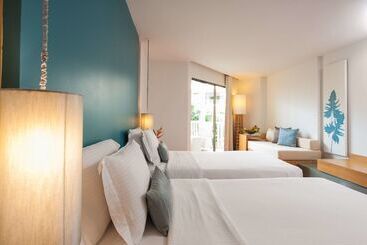 استراحتگاه Ramada By Wyndham Phuket Southsea
