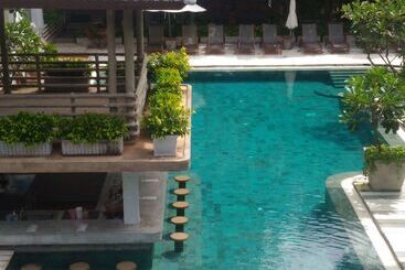 استراحتگاه Ramada By Wyndham Phuket Southsea