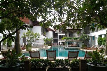 استراحتگاه Ramada By Wyndham Phuket Southsea