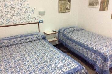 تختخواب و صبحانه Soggiorno Marina
