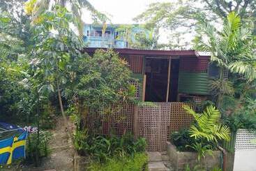Colonial Lodge Hostel