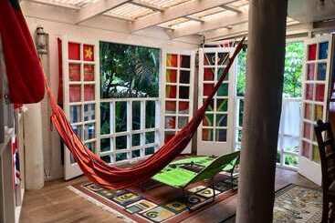 Colonial Lodge Hostel