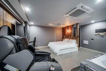 Отель Dongducheon G7