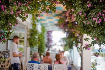 هتل Drymades Inn Resort