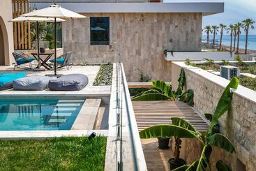 هتل Drymades Inn Resort
