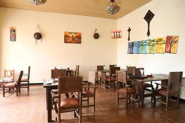 酒店 Fikirandray Lodge