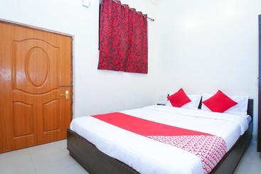 هتل Sports Club Of Jabalpur By Oyo Rooms