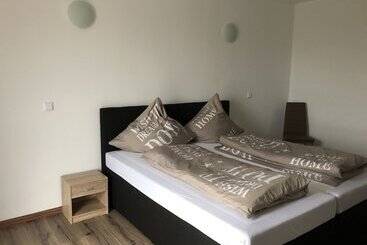 Stundenhotel Krieger