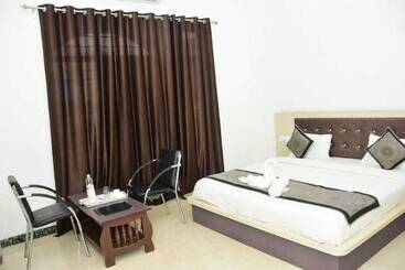هتل The Pushkar Mantra Resort
