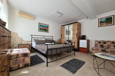 پانسیون Bed And Breakfast Villa Klaic