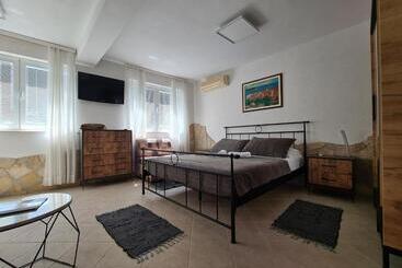 پانسیون Bed And Breakfast Villa Klaic