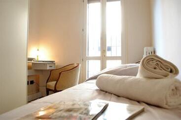 پانسیون Dreaming Piazza Bra Rooms