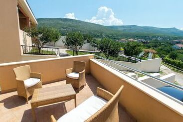پانسیون Luxury Villa Imperial   With The Vineyard Views