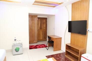 Platinum Hotel Ltd