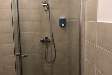 Stundenhotel Krieger