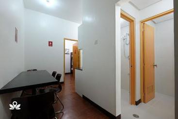 هاستل Zen Rooms Woodridge Mckinley Bgc