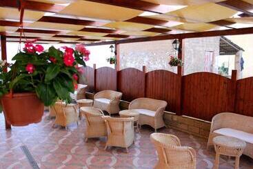 B&b Montemare