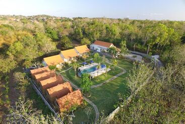 تختخواب و صبحانه Bukal Sari Villas Uluwatu