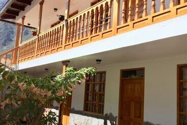 تختخواب و صبحانه Casa Blanca Lodge