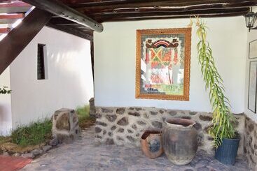 تختخواب و صبحانه Casa Blanca Lodge