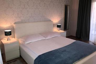 Design Apartments Dijan