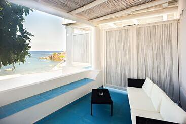 ホテル Eunymos Trattoria Da Francesco Panarea