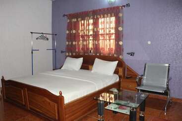 هتل Ivory Place